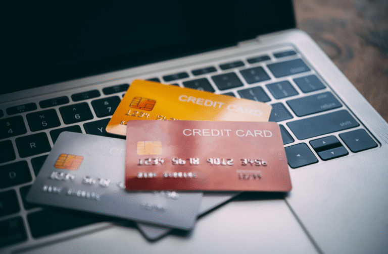 Manage Multiple Credit Cards.