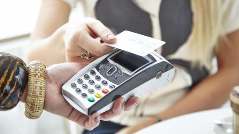 As credit cards go contactless